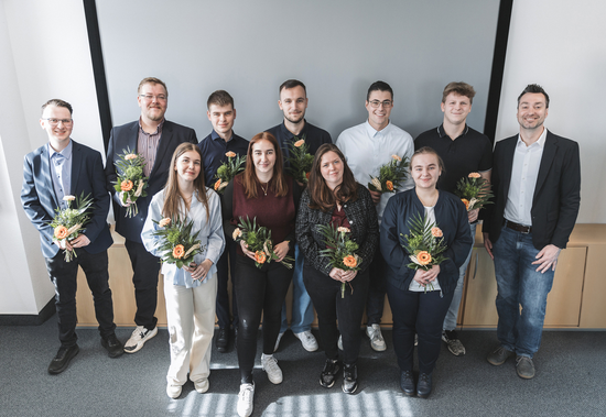 Die Absolventen. Foto: © TLBG | Torsten Hoppen