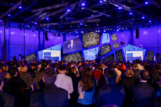 Smart Country Convention 2025, Plaza Stage. Foto: Messe Berlin GmbH Smart Country Convention 2025, Plaza Stage. Foto: Messe Berlin GmbH