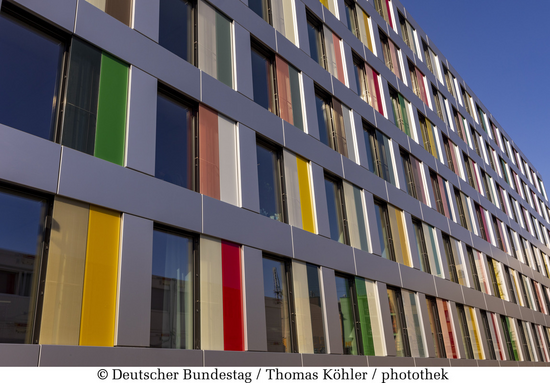 Der Luisenblock, neues Bürogebäude des Deutschen Bundestages in Holzmodulbauweise. Fotograf/in: Thomas Köhler / photothek Der Luisenblock, neues Bürogebäude des Deutschen Bundestages in Holzmodulbauweise. Fotograf/in: Thomas Köhler / photothek